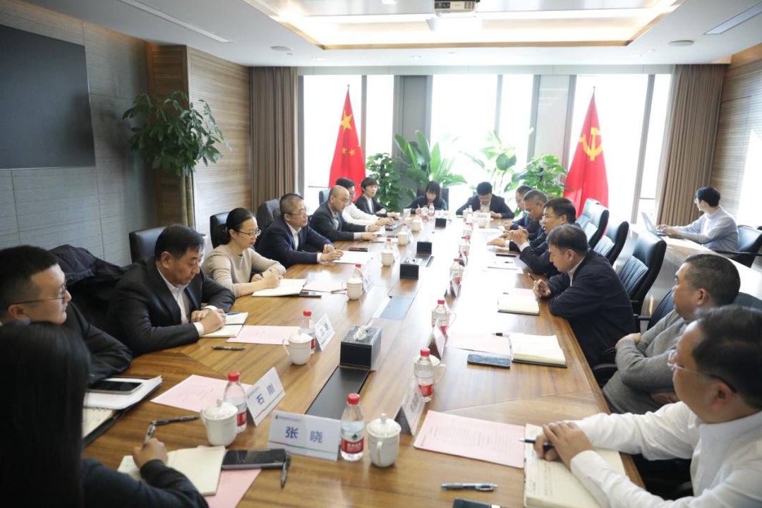國家電投浙江公司總經(jīng)理、黨委副書記黃保軍會見浙商銀行總行黨委委員、副行長景峰