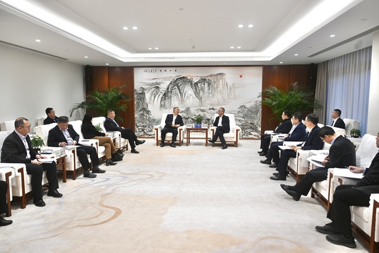 中國電建黨委副書記、總經(jīng)理王斌與中國機電商會黨委書記、會長張鈺晶舉行會談
