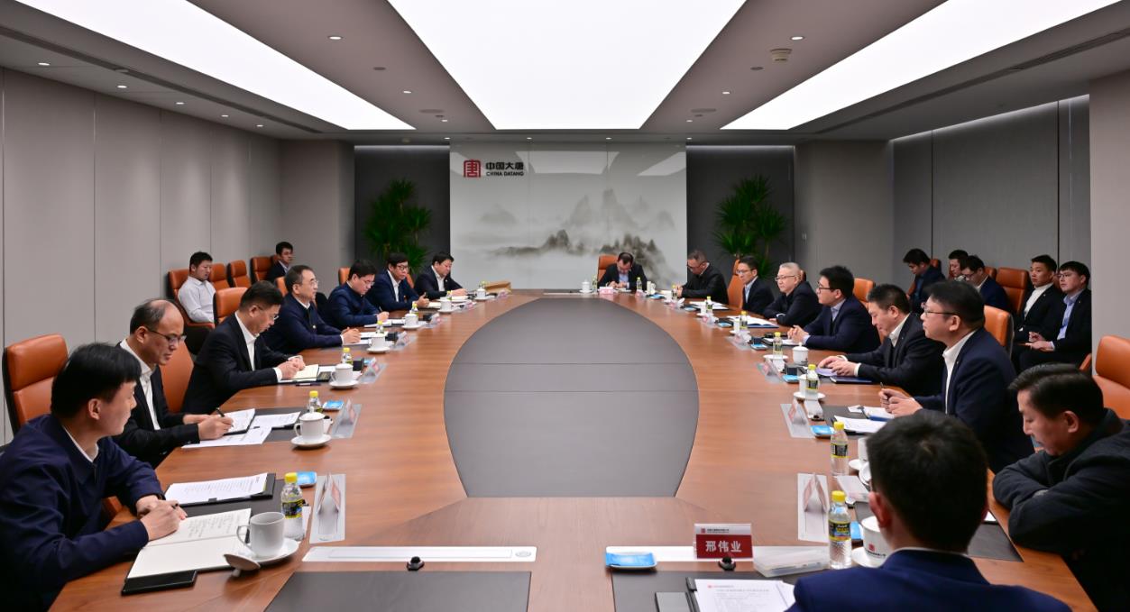 大唐集團(tuán)黨組書記、董事長鄒磊與上海電氣黨委書記、董事長吳磊會(huì)談
